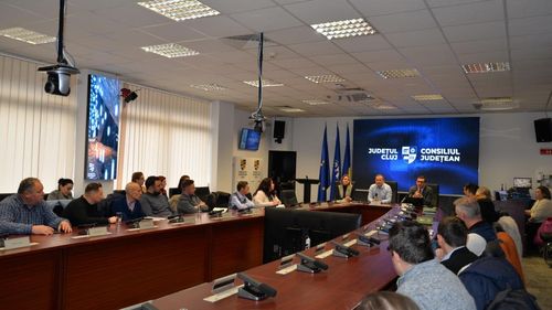 Primăriile de comune din județul Cluj, înrolate în platforma Ghișeul Unic a Consiliului Județean pentru a elibera acte de urbanism online