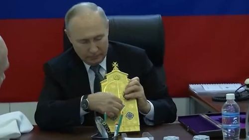 „Paștele durează patruzeci de zile”. Cum explică Peskov inconsecvența din videoclipul vizitei lui Putin în Herson