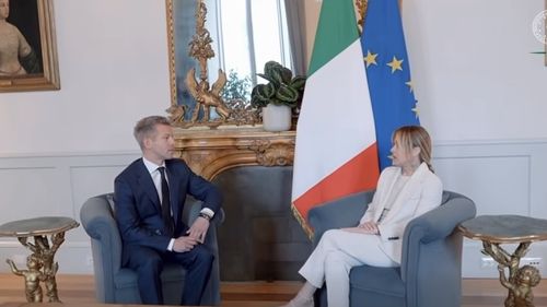 Péter Magyar s-a întâlnit cu Giorgia Meloni, o mai veche susținătoare a fostului premier ungar Vikot Orbán / „Trăiască prietenia italo-ungară!”, a ținut să transmită Magyar