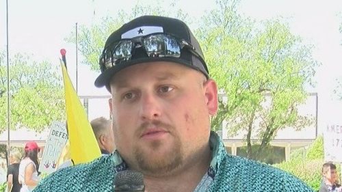 Liderul mișcării „fără mască” din Texas a murit de COVID, după trei săptămâni în care a stat la ATI / Inițial s-a tratat cu vitamina C, zinc, aspirină și ivermectină