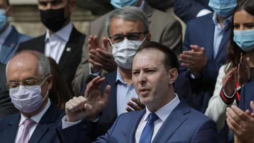 Europol: Cum se traduce alcoolemia cu care a fost depistat Cîțu în SUA, aproximativ 1 litru de tărie sau 5 sticle de vin, sau foarte multe sticle de bere