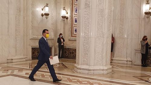 Orban: Demisia mea este la dispoziția lui Cîțu 15 zile pentru a o depune la Camera Deputaților. După acest termen, o depun eu