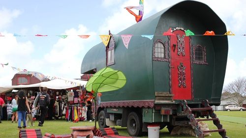 Râșnov va găzdui primul festival de locuințe mobile din Europa Centrală și de Est / Denumite generic tiny houses, locuințele pot fi amplasate rapid, fără autorizație de construire / Prețurile variază de la 6.000 de euro, până la 50.000