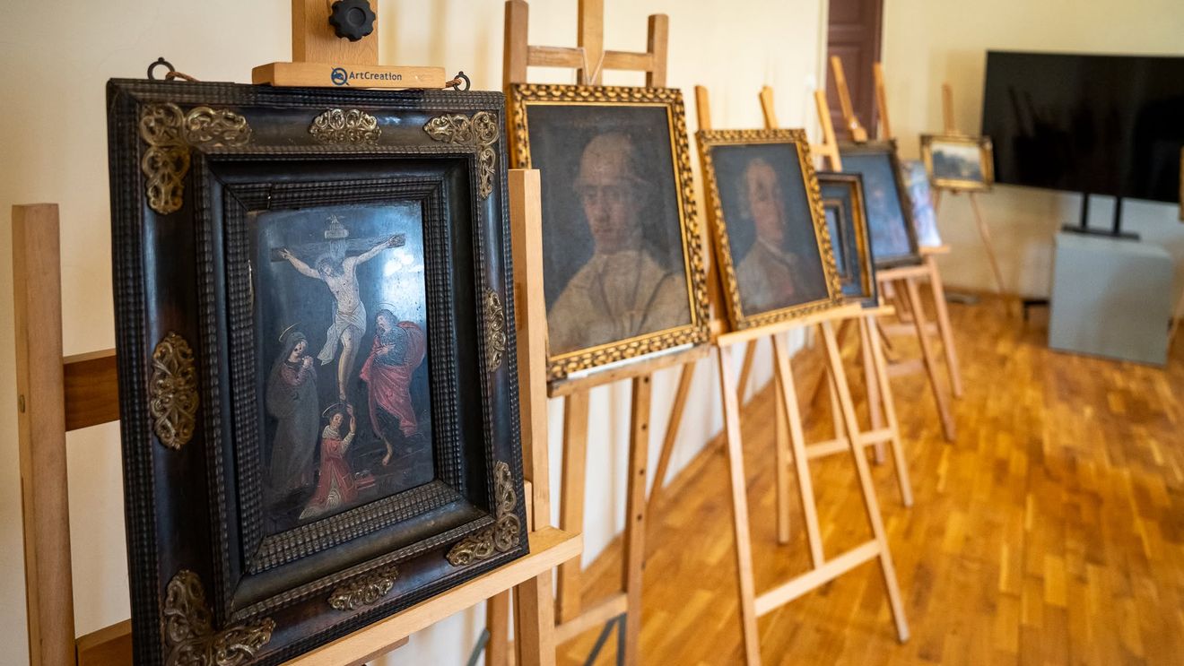 Zece opere de artă furate și recuperate în România au fost restituite Italiei