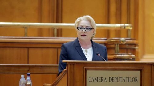 Viorica Dăncilă, primul interviu după moțiune la ”Adevărul”: Nu demisionez de la guvern dacă pierd șefia PSD/ Ne-am gândit la vot prelungit pentru diaspora, să poată vota pe mai multe zile. Voi propune celorlalte partide, doar să fie deschise la discuții