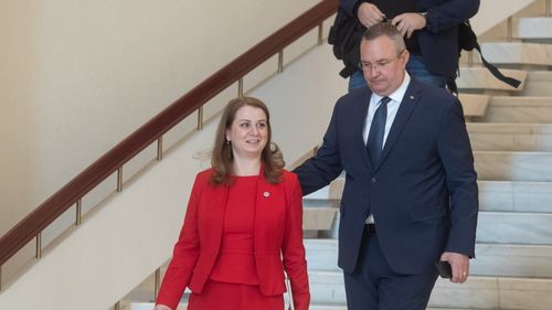 Ciucă: PNL este principalul partid care promovează egalitatea de gen şi sprijină familiile din România / ”Cele 9.000 de femei care candidează la alegerile locale din partea PNL vor netezi drumul pentru următoarea generaţie de femei politician”