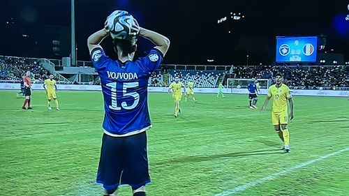 De ce a jucat România împotriva selecționatei de fotbal a Kosovo, o provincie pe care nu o recunoaște ca stat independent. Implicații politice ale deciziilor UEFA