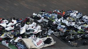 De la Chanel la șosete Adidas: cum a devenit Vietnamul epicentrul contrafacerilor