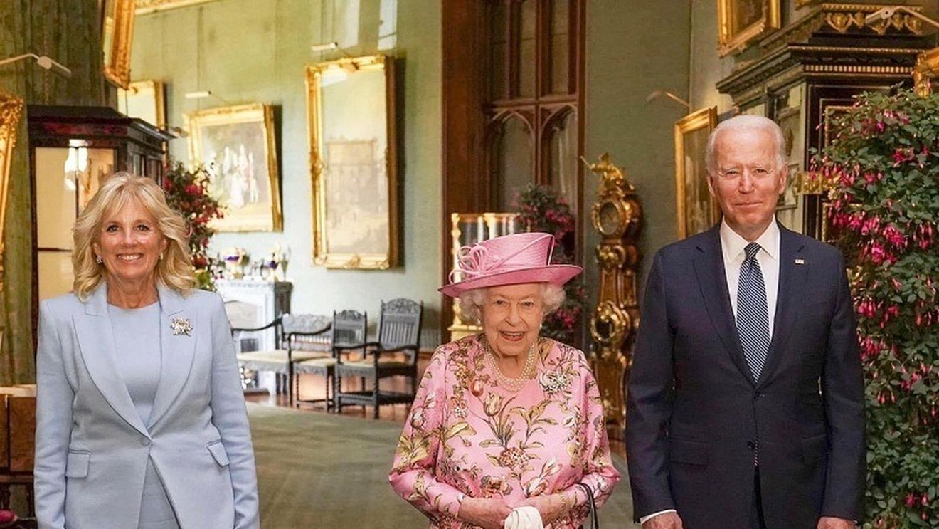 Joe Biden a fost primit de Regina Marii Britanii la Castelul Windsor