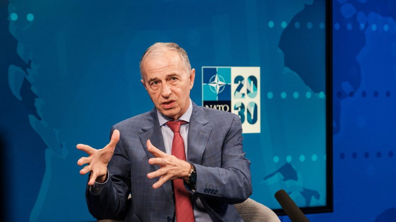 Mircea Geoană, secretar general adjunct NATO: Împotriva Republicii Moldova, Rusia a desfășurat întregul său arsenal de război hibrid / Nu este un război deschis ca în Ucraina, dar, cu toate acestea, presiunea asupra Moldovei este imensă / Ajutăm și mai mult acești parteneri care se află sub o mare presiune din partea Rusiei