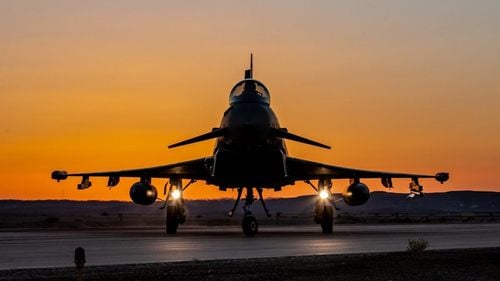 BREAKING O nouă alertă aeriană a fost declanșată azi-noapte / „O țintă aeriană de mici dimensiuni” a intrat pe teritoriul României în zona Gura Portiței până spre localitatea Cogeleac / Patru avioane de luptă au fost ridicate de Ministerul Apărării