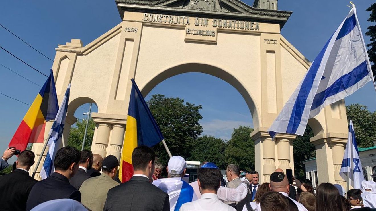 Zeci de evrei au participat la Iași, la „Marşul vieţii“ / Proiectul iniţiat de rabinul Josef Wasserman, comemorează 83 de ani de la Pogromul de la Iași