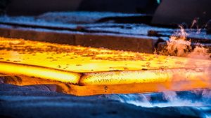 Comisia Europeană lucrează la un plan de acţiune pentru a ajuta industria oţelului
