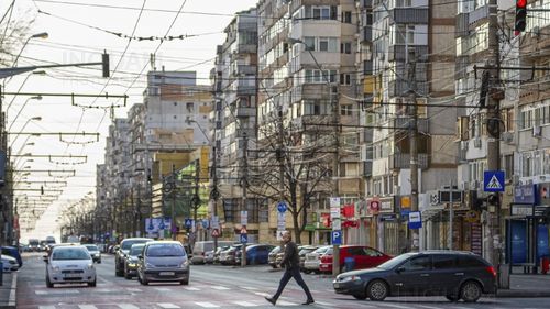 Un gălăţean a sunat la 112 şi a ameninţat că se va sinucide cu o armă de foc