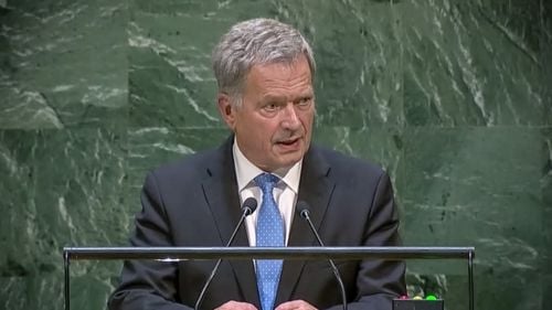 Președintele Finlandei: „Dacă am adera la NATO, răspunsul meu către Rusia ar fi, voi sunteţi cei care aţi făcut asta, uitaţi-vă în oglindă”