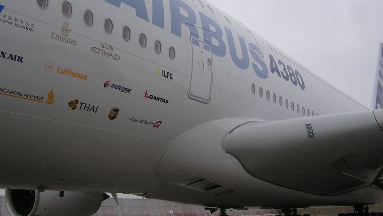 De ce a eșuat proiectul Airbus A380, cel mai mare avion de pasageri din lume?