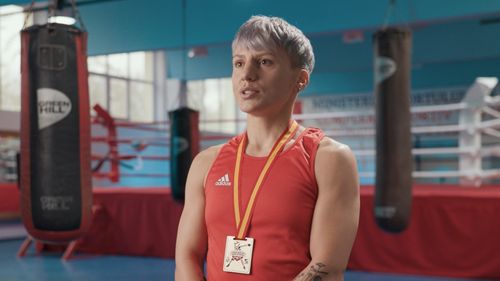 Lăcrămioara Perijoc, pugilista care reprezintă România la Jocurile Olimpice de la Paris, și-a donat singura medalie de aur obținută la europene în cadrul programului MedLife dedicat copiilor cu cancer