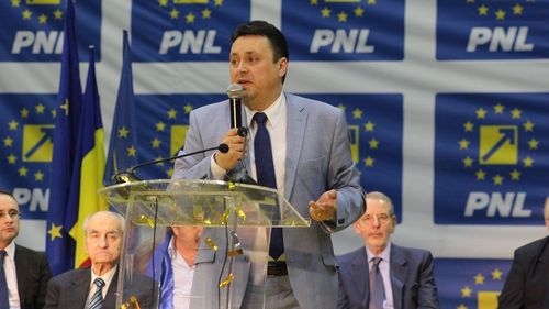 Primarul Ploieştiului, Andrei Volosevici, achitat definitiv pentru corupţie