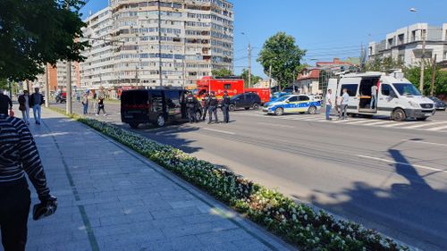 Secretarul general PNL, europarlamentarul Dan Motreanu: Partidul Național Liberal condamnă ferm acțiunea Rusiei cu efecte grave pe teritoriul României. Prăbușirea dronei rusești pe un bloc din Galați, soldată cu rănirea a două persoane, este un eveniment inacceptabil
