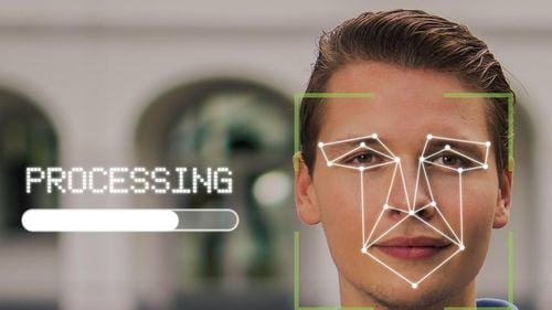 Poliția cumpără dispozitive biometrice mobile cu care poate identifica rapid un individ prin fotografie și prelevarea rapidă a amprentei