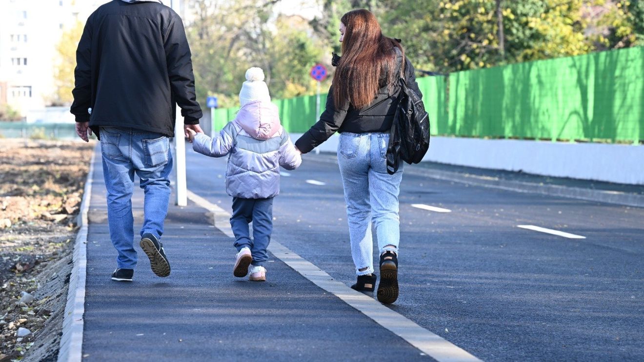 O nouă stradă, Europa Unită, face legătura între Șoseaua Berceni și Strada Emil Racoviță, în Sectorul 4