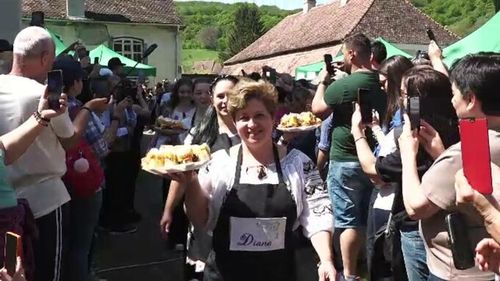 Prăjitura de sezon, produsă în Transilvania și vândută în toată țara. A încercat-o și regele Charles