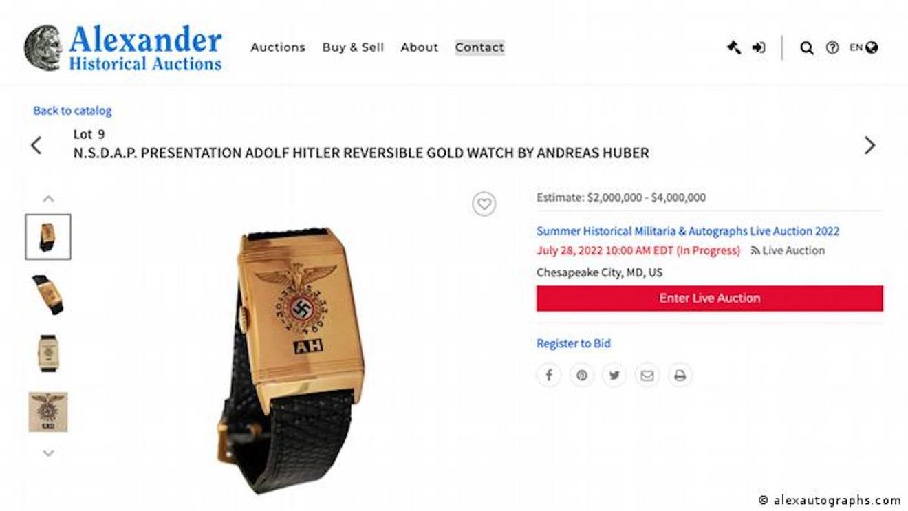 Ceas de aur aparținând lui Hitler, vândut la licitație pentru 1,1 milioane de dolari / Cumpărătorul este "un evreu european”, se apără casa de licitații, acuzată că vinde obiecte naziste / S-a mai vândut o rochie a Evei Braun și o stea a lui David cu inscripția "Jude"