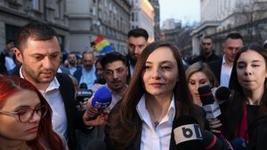 Un fost deputat POT a trecut la PNL / Anamaria Gavrilă: După operațiunea anularea alegerilor și un președinte numit, urmează spargerea opoziției