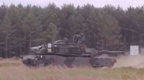 Președintele Poloniei acuză Germania că nu și-a respectat promisiunea de a furniza tancuri pentru a le înlocui pe cele pe care Varșovia le-a dat Ucrainei