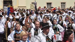 Populația germană scade sub 1%, pentru prima oară în județul Sibiu / Deputatul minorității germane: ”Uitați-vă ce bătălie e pentru școlile de limbă germană. Asta ne interesează de fapt”