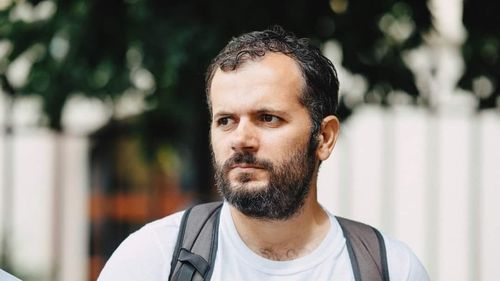 Scriitorul Radu Vancu: De 1 iunie, Ciucă & Iohannis au dat o ordonanță împotriva profesorilor – care e, de fapt, o ordonanță împotriva copiilor. Și care arată ce e “România educată”: cea mai sistematică distrugere a educației