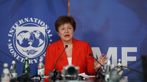 Şefa FMI se aşteaptă la o creştere constantă a economiei mondiale în 2025 şi continuarea reducerii inflaţiei / Conform prognozelor FMI, economia românească urmează să accelereze până la 3,3% în 2025