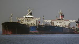 Uniunea Europeană Impune Moscovei cel de-al 17-lea pachet de sancţiuni, care vizează aproximativ 200 de petroliere ”fantomă” şi 30 de entităţi pe care le acuză că ajută Moscova să ocolească sancţiunile în vigoare