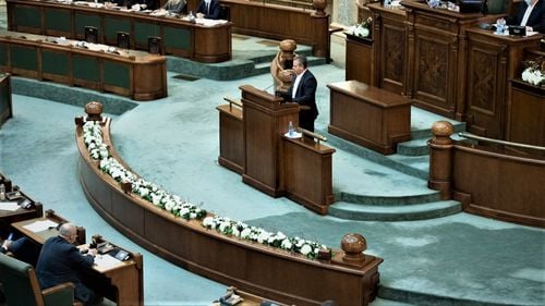 Legea offshore a fost adoptată de Senat şi merge la Camera Deputaţilor, for decizional