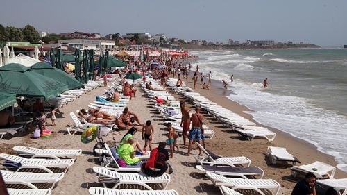 Ce prețuri la cazare sunt pe litoral, la început de august și cum a afectat majorarea de TVA turismul la Marea Neagră / Românii preferă vacanțe mai scurte, dar mai frecvente / Datele unei platforme de rezervări