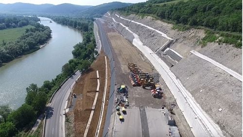 Calvarul autostrăzilor: guvernul poate da în circulație doar o treime din cei 180 km promiși la începutul anului