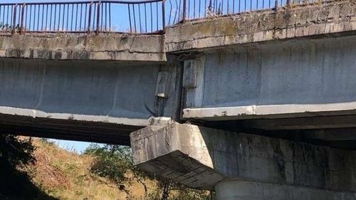 Pod rutier rupt în Caraș-Severin. E al treilea pod distrus în acest an