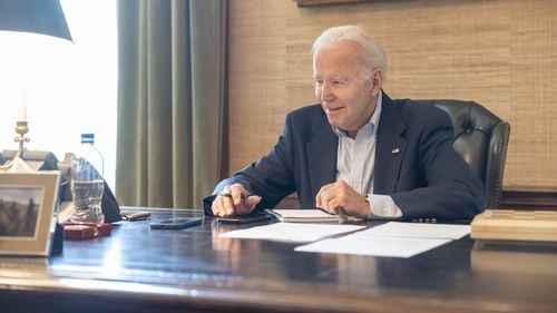 Joe Biden, testat negativ la Covid-19: „Înapoi în Biroul Oval”