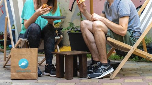 Aplicațiile anti-risipă alimentară din Europa Centrală și de Sud-Est câștigă tot mai mulți utilizatori, pe fondul creșterii prețurilor