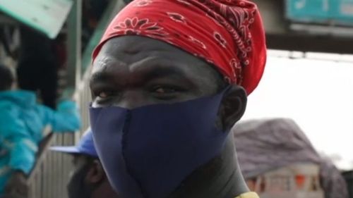 Africa de Sud a suspendat vaccinul AstraZeneca din cauza eficacității sale limitate împotriva tulpinii sud-africane a coronavirusului