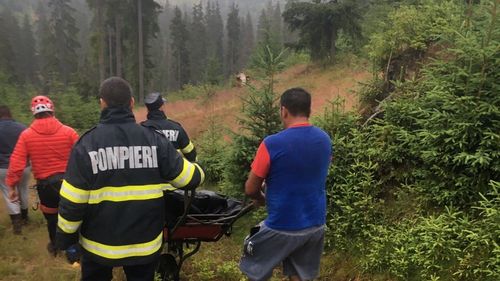 Cluj: Bărbat găsit decedat într-o pădure / Plecase să culeagă fructe / Cel mai probabil a suferit o afecţiune medicală