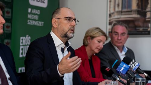 Profanările de la cimitirul Valea Uzului | "UDMR se delimitează și condamnă acțiunea de acoperire a crucilor"