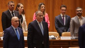 Grindeanu, întrebat despre „dubla măsură” în cazurile Dragoș Anastasiu și Marian Neacșu: A existat reabilitarea. Sunt lucruri care nu sunt noi / Despre Radu Oprea, care ar fi avut un dosar clasat după ce a plătit prejudiciul pentru evaziune fiscală: „Mi-a spus că are un cazier fiscal curat”