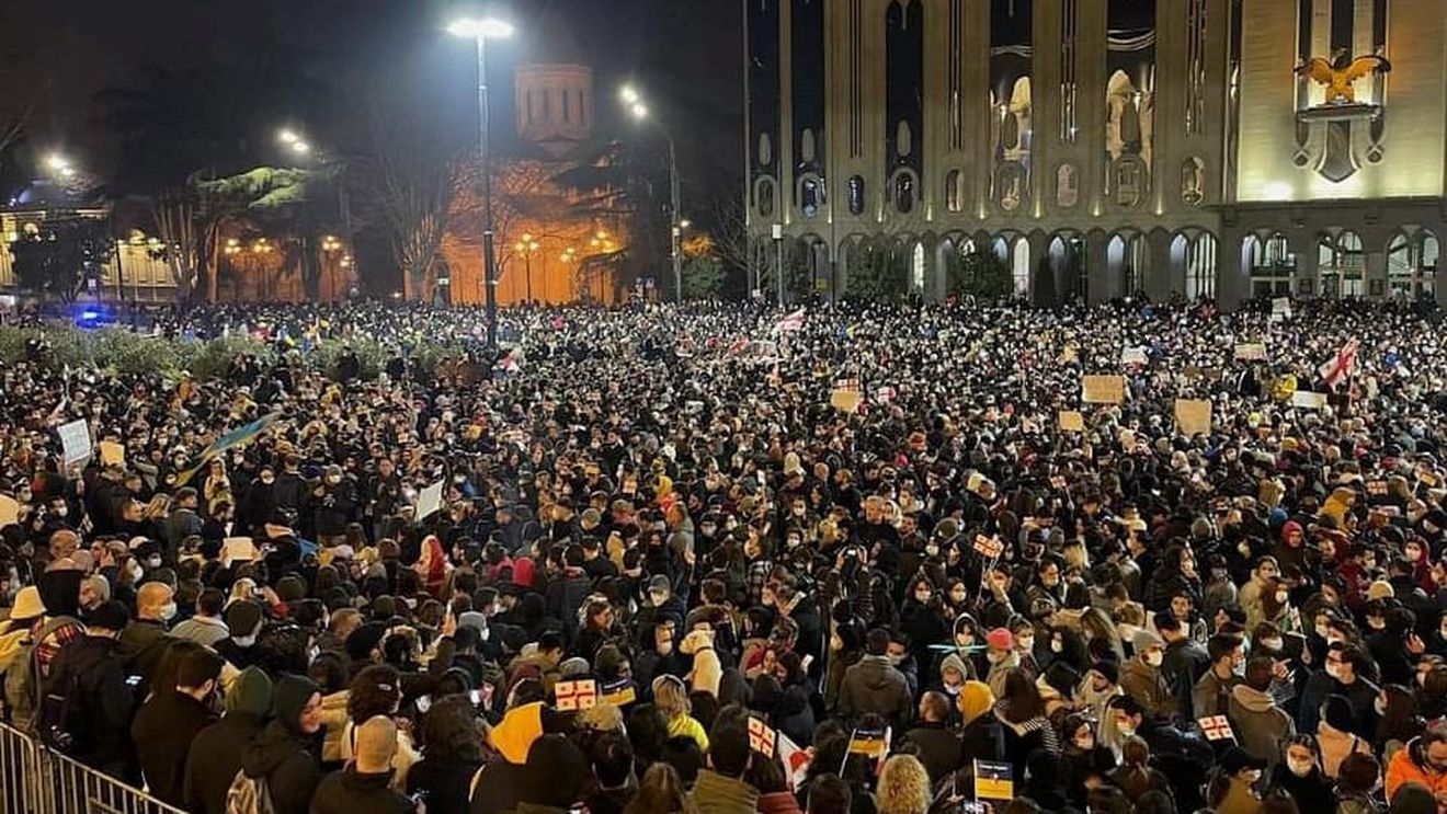 Mii de georgieni au protestat împotriva invadării Ucrainei de către Rusia / Premierul Garibashvili, împotriva sancțiunilor