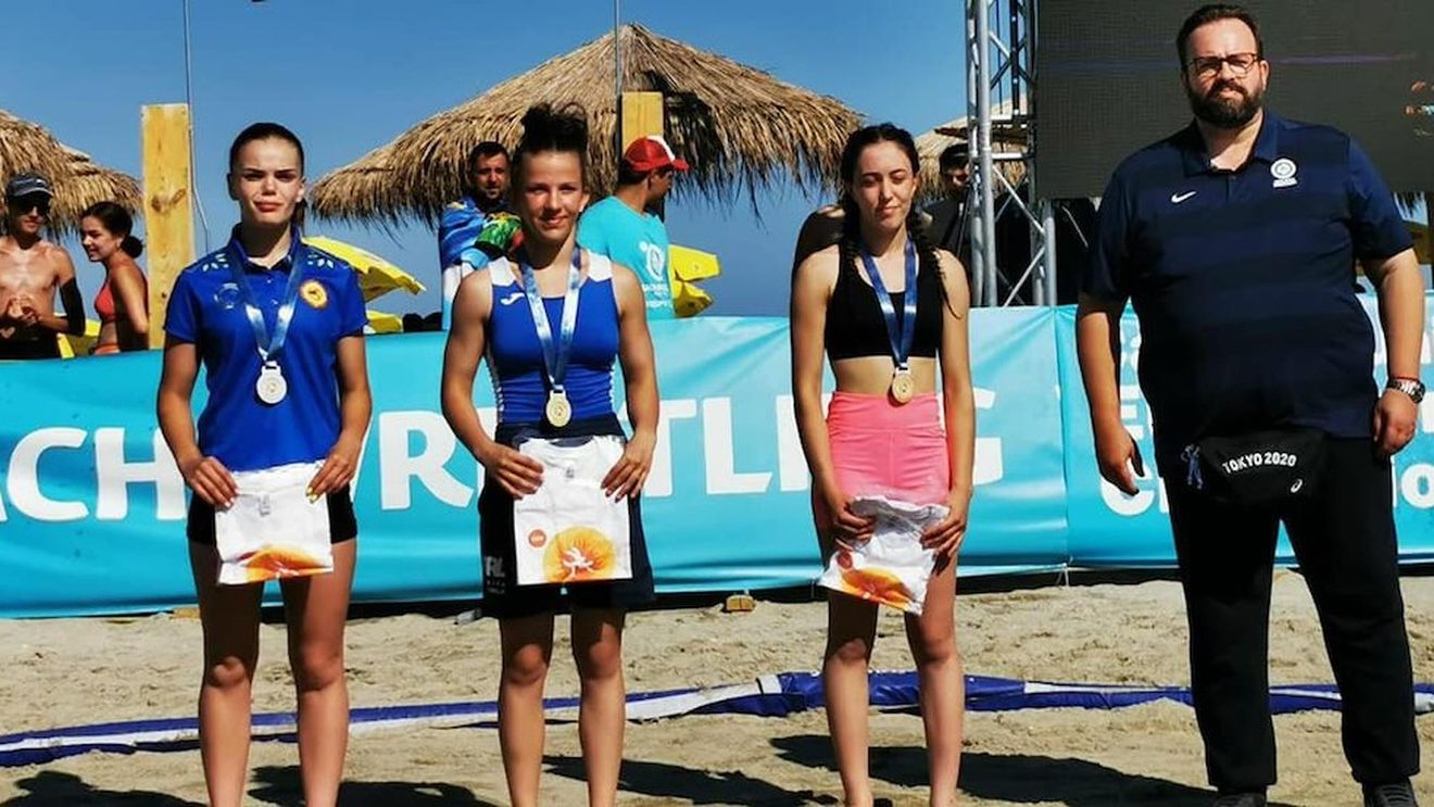Medalii pentru România la Campionatele Europene de Lupte pe Plajă / Ana Maria Rotaru a devenit campioană europeană la U17