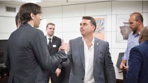 Fiul preşedintelui brazilian Jair Bolsonaro, pus sub acuzare pentru presupuse angajări fictive / Ar fi încasat timp de peste zece ani o parte din salariile plătite angajaților săi pe când era parlamentar