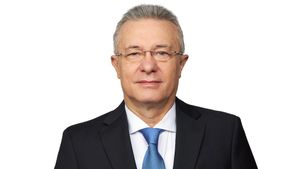 ADVERTORIAL Cristian Diaconescu (PMP): Dacă Parlamentul funcţionează în structura actuală, nu poate adopta măsuri fundamentale