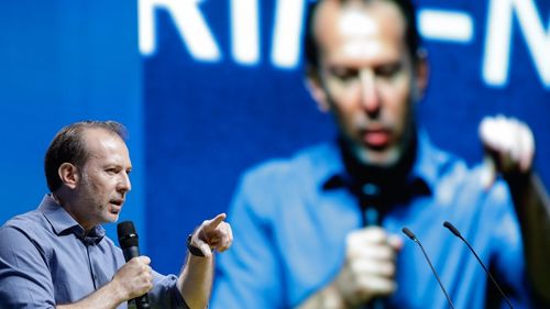 SURSE Dosarul Vaccinurilor: DNA cere ridicarea imunității fostului premier Florin Cîțu și a foștilor miniștri ai Sănătății Vlad Voiculescu și Ioana Mihăilă / Procurorii susțin că prejudiciul ar fi de peste 1 miliard de euro