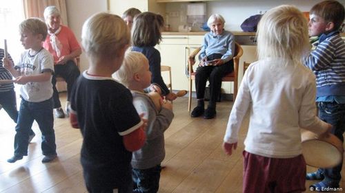 A scăzut natalitatea în Germania. Mai ales în vestul țării, numărul femeilor fără copii este mai mare. Un studiu internațional prevede aceeași situație pentru majoritatea țărilor europene