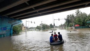 Cel puţin 123 de morţi şi 130 de dispăruţi în Sri Lanka, în urma unor inundaţii şi alunecări de teren. Aproximativ 44.000 de persoane refugiate din calea apelor